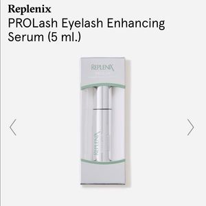 ❄️NEW❄️AUTHENTIC Lash GROWTH Serum☃️